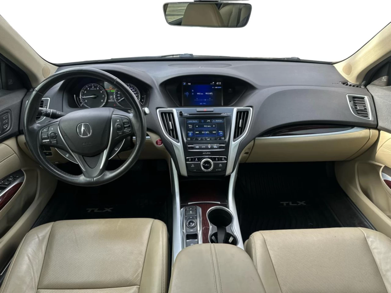 2017 Acura TLX AWD V6 Tech sedan Image principale