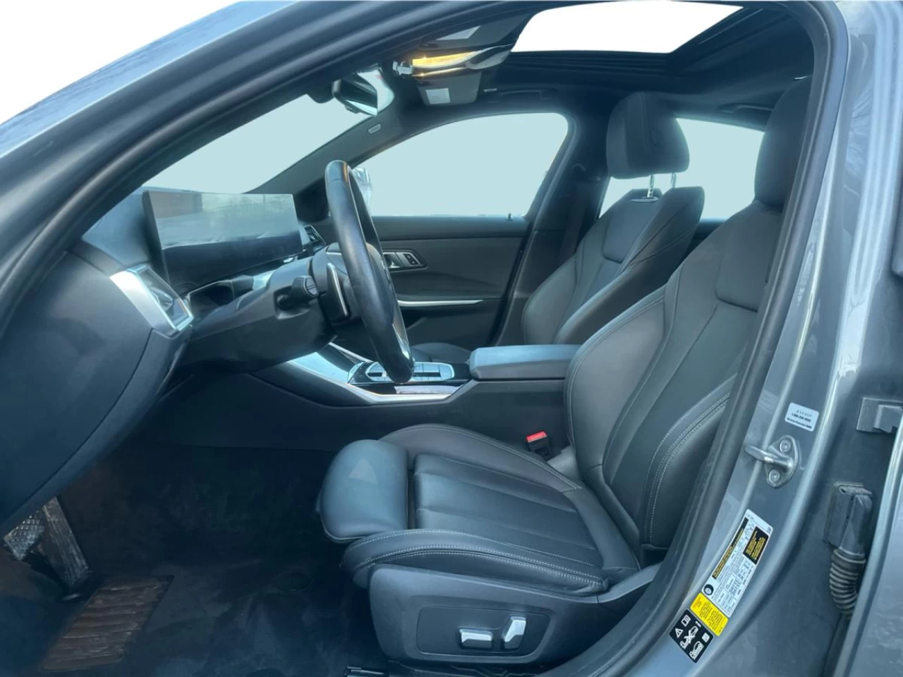 2023 BMW 3 Series Sedan xdrive 330i Image principale