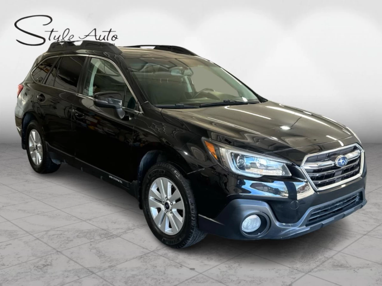 2018 Subaru Outback 2.5i Touring Fully Loaded 4x4 roof Camera Image principale