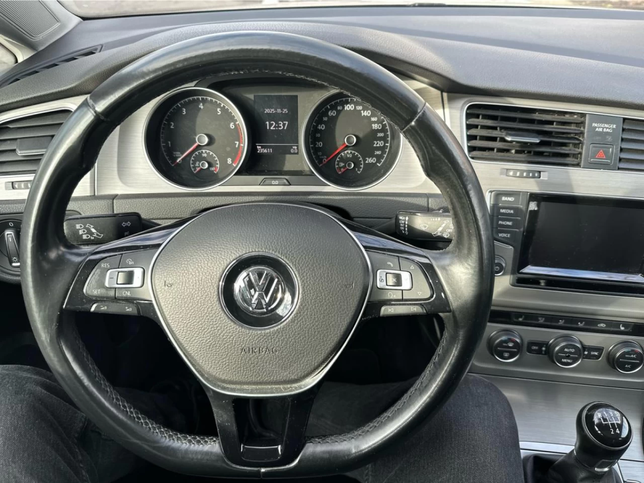 2015 Volkswagen Golf HB Man 1.8 TSI Trendline Image principale