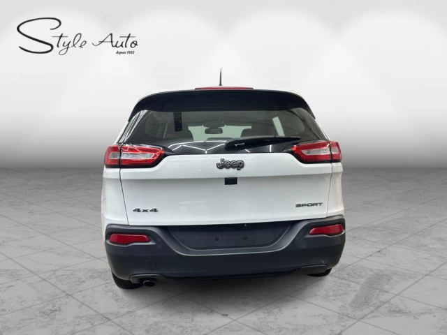 Jeep Cherokee 4WD  Sport 2016