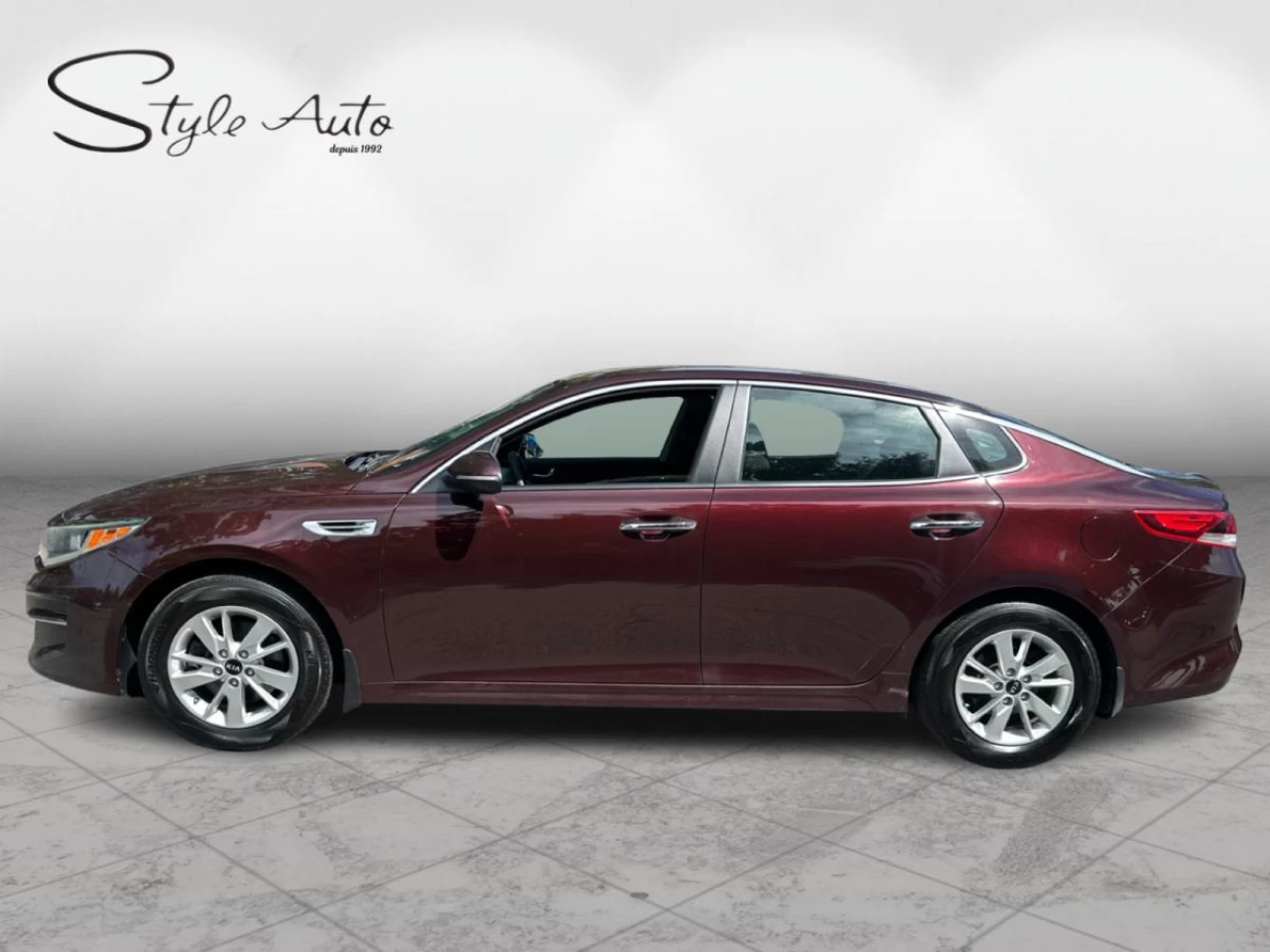 2016 Kia Optima 4dr Sdn LX+ Main Image