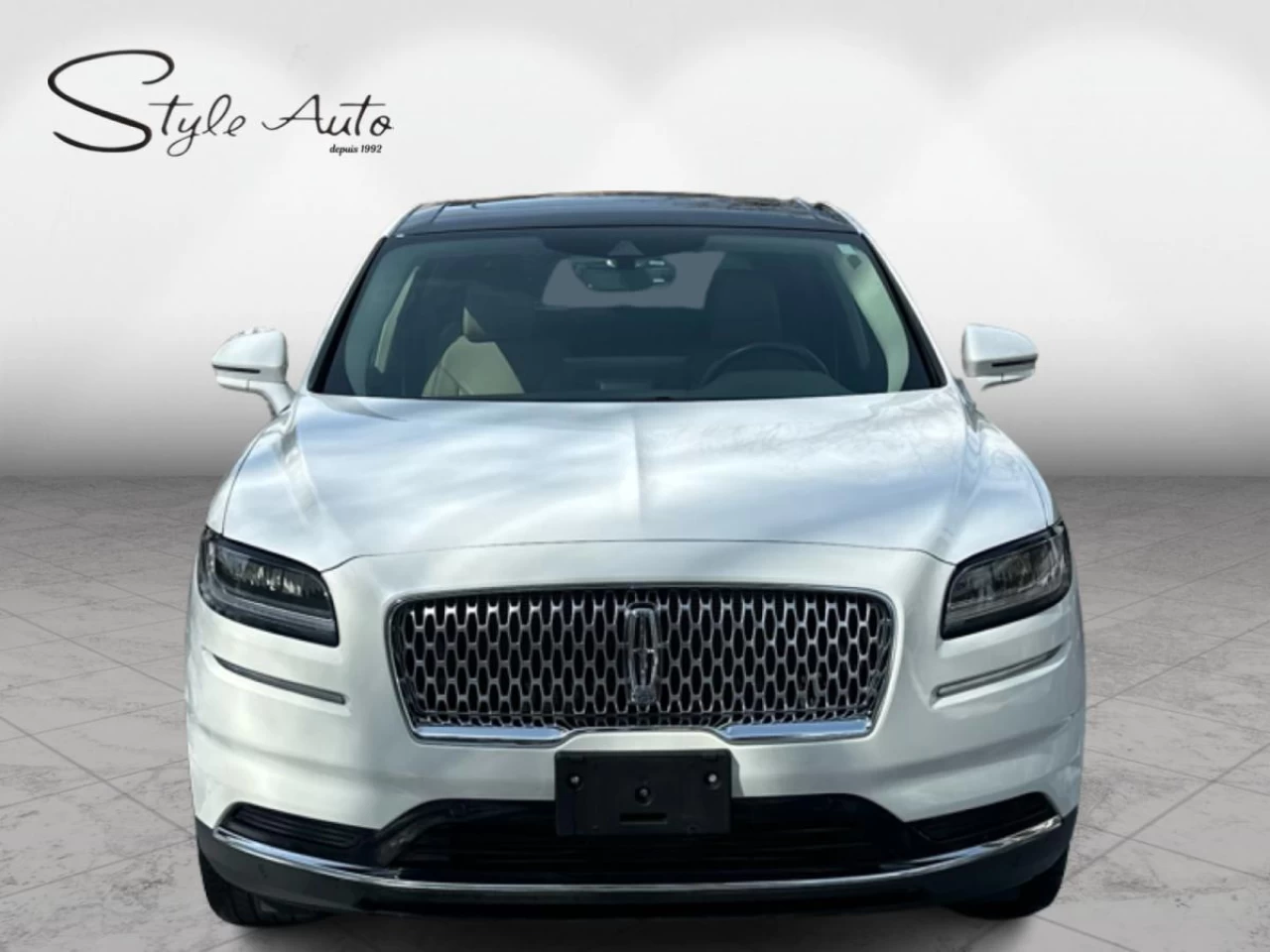 2022 Lincoln Nautilus Reserve AWD Main Image