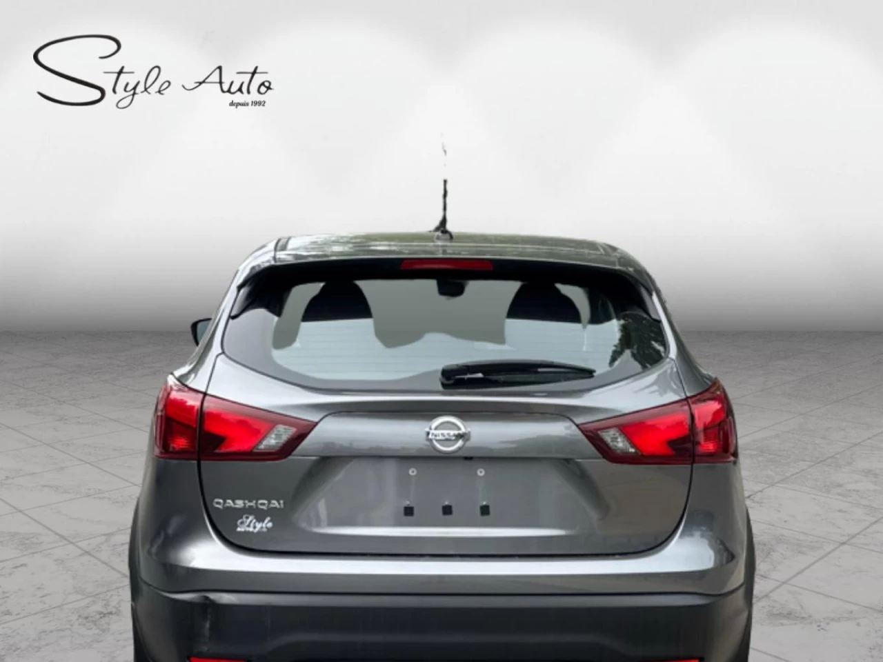 2019 Nissan Qashqai FWD S CVT Image principale