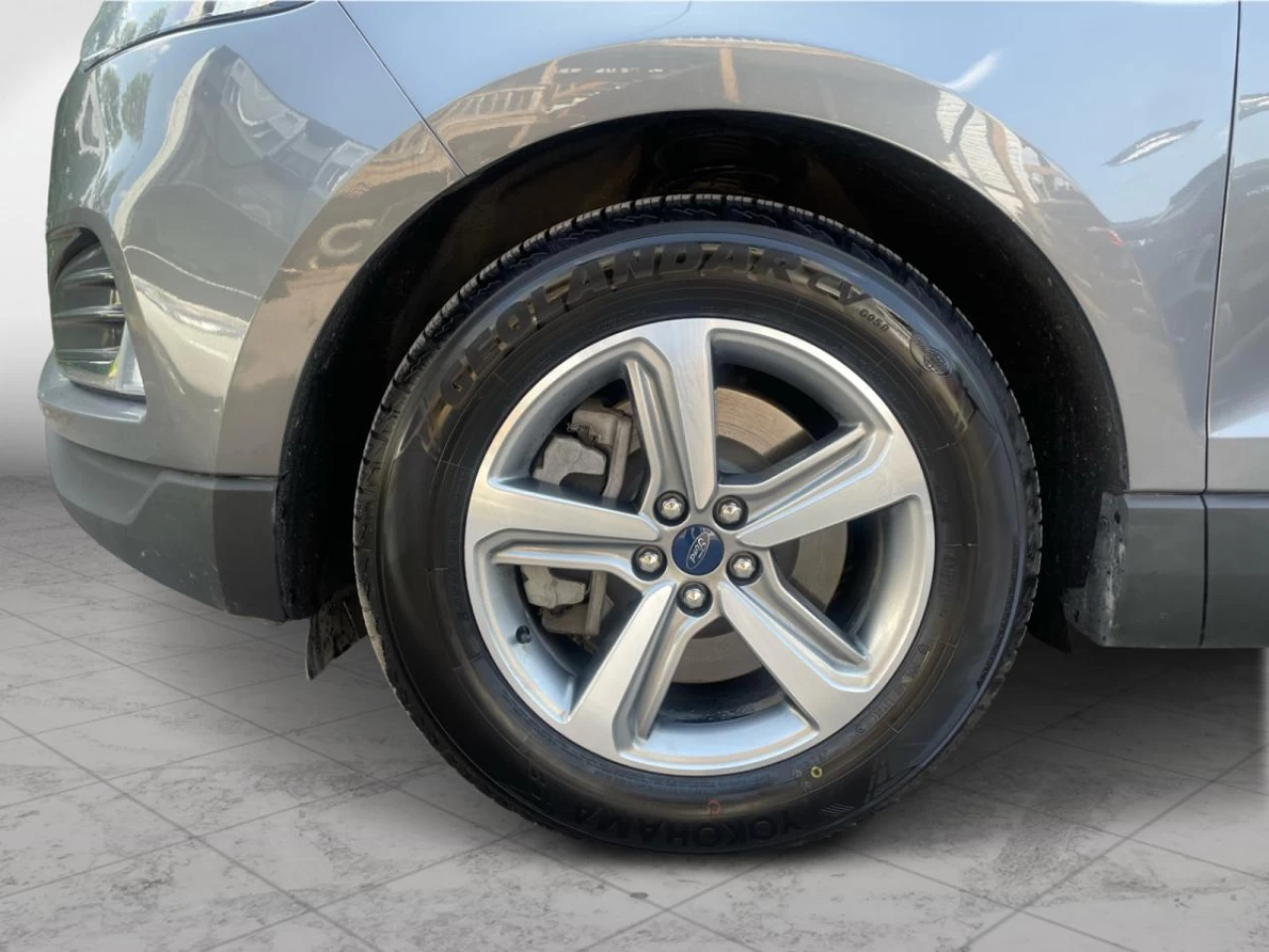 2022 Ford Edge SEL AWD Image principale