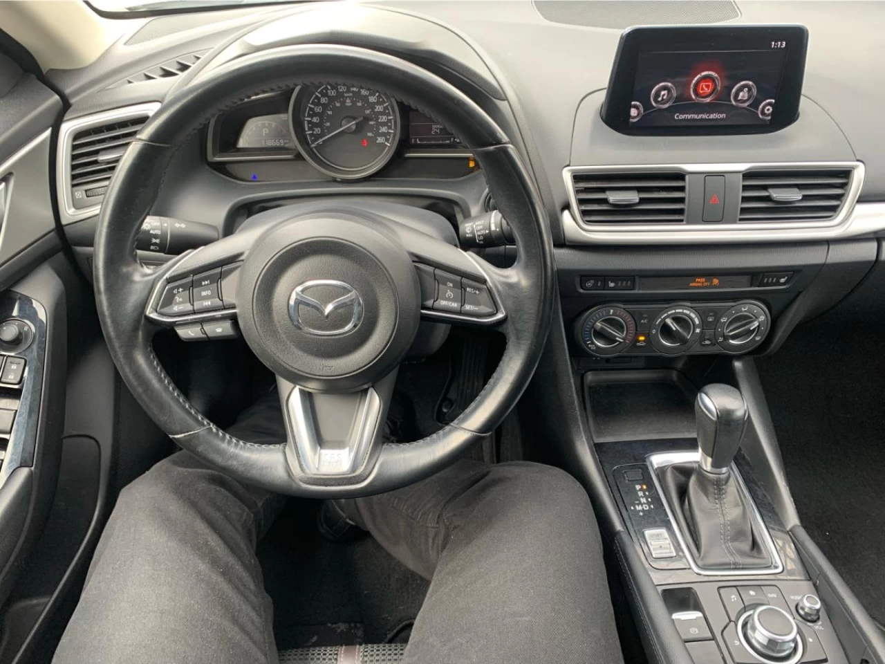 2017 Mazda Mazda3 Auto SE Image principale