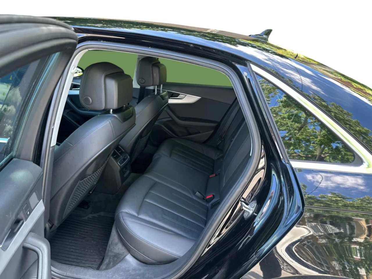 2015 Audi A4 Sdn  Progressiv plus quattro Main Image