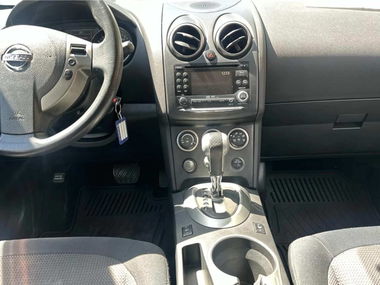 2011 Nissan Rogue FWD 4dr SV Image principale