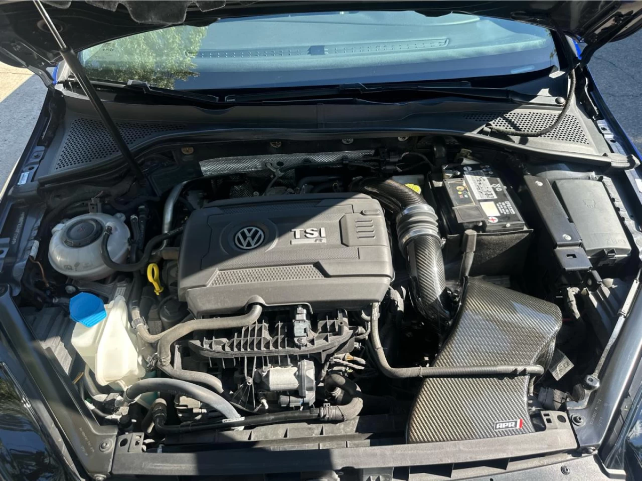 2019 Volkswagen Golf R Manual Main Image