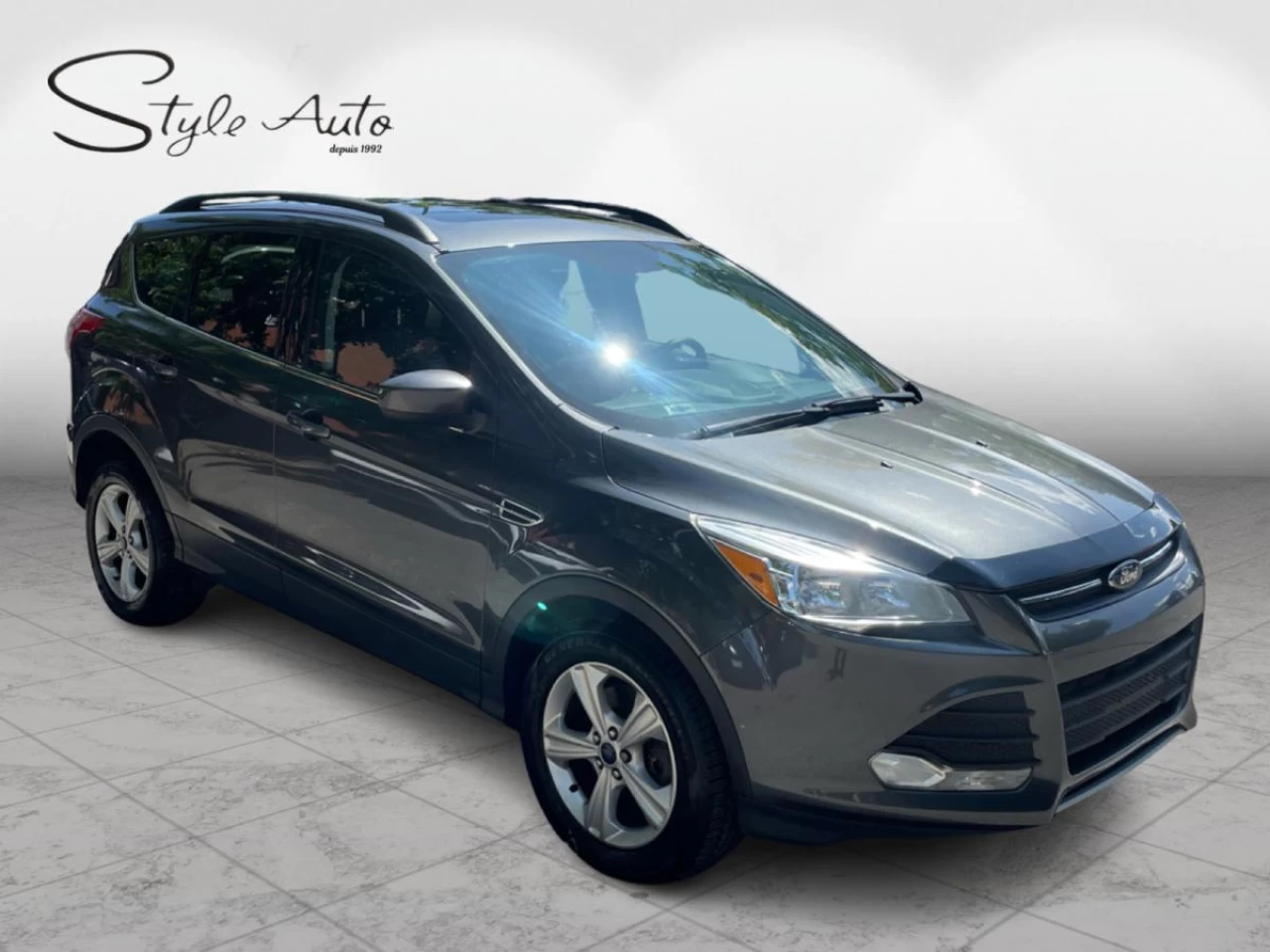 2016 Ford Escape 4WD SE Image principale