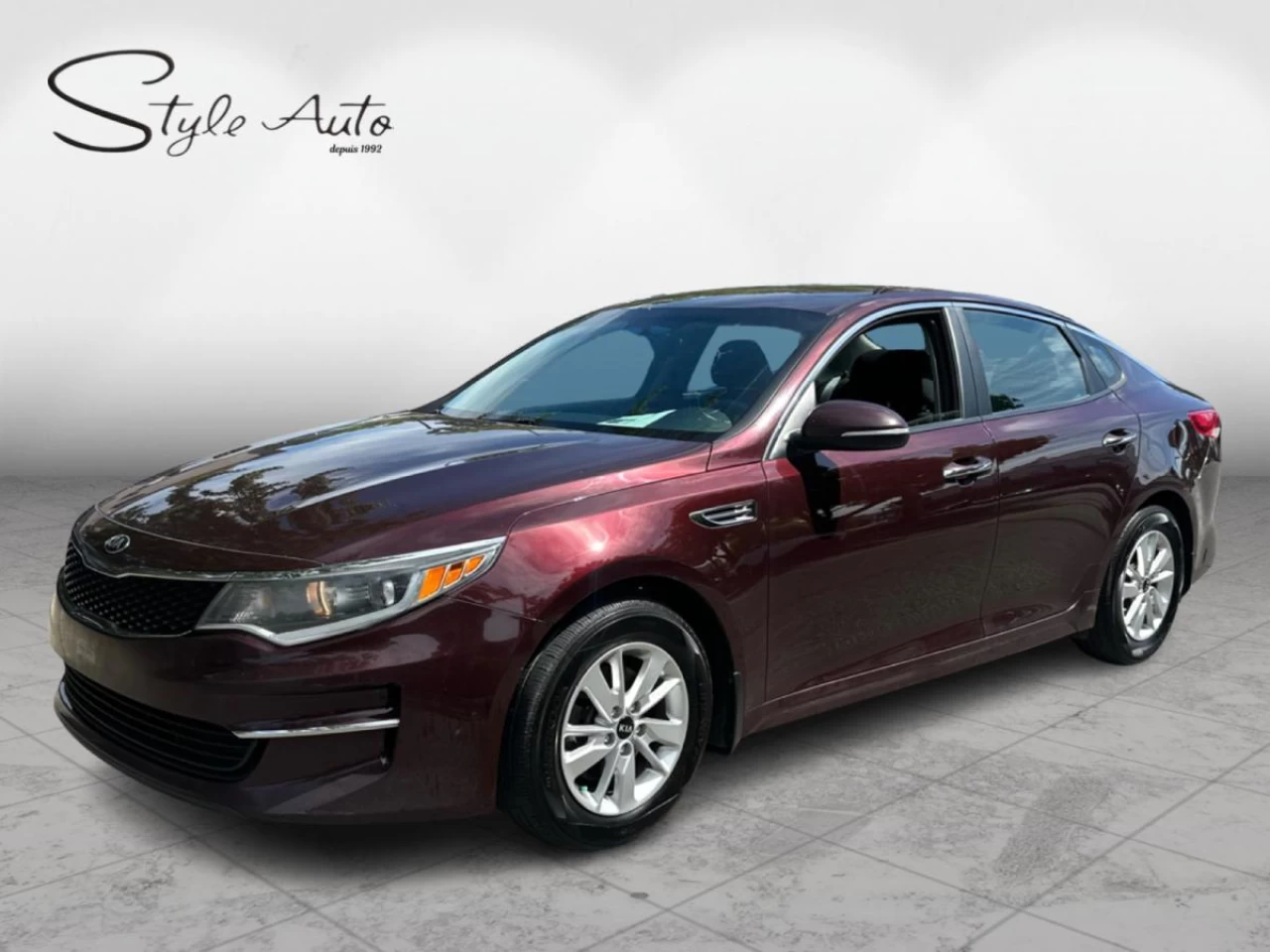 2016 Kia Optima 4dr Sdn LX+ Main Image