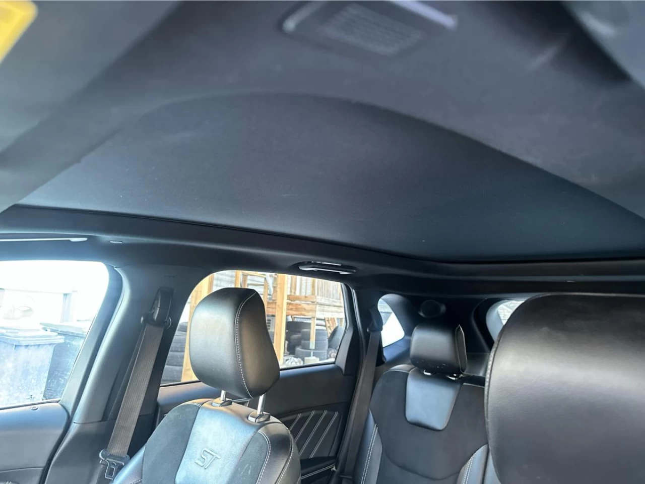 2022 Ford Edge ST AWD Image principale