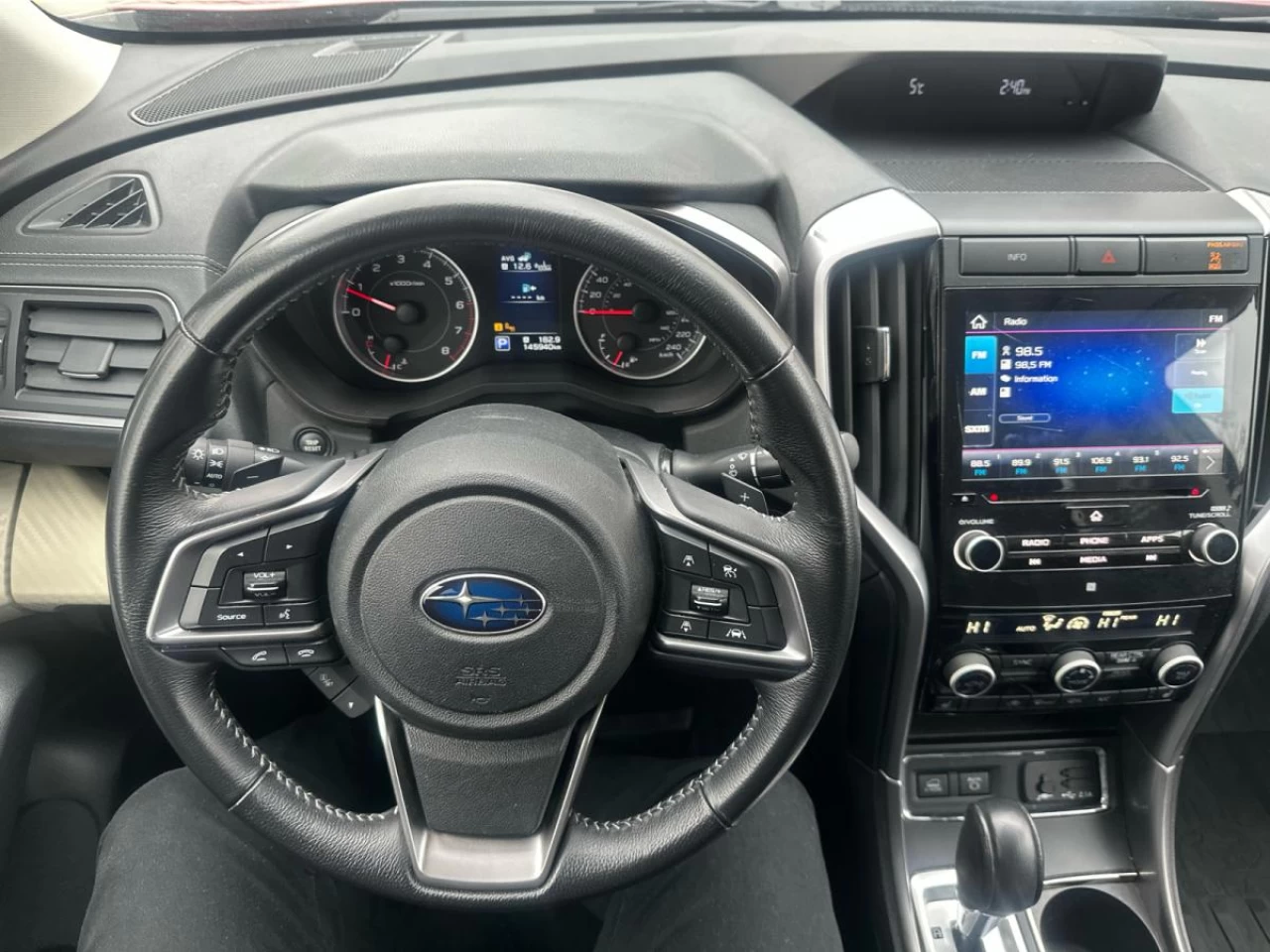 2019 Subaru Ascent Touring 8-Passenger Main Image