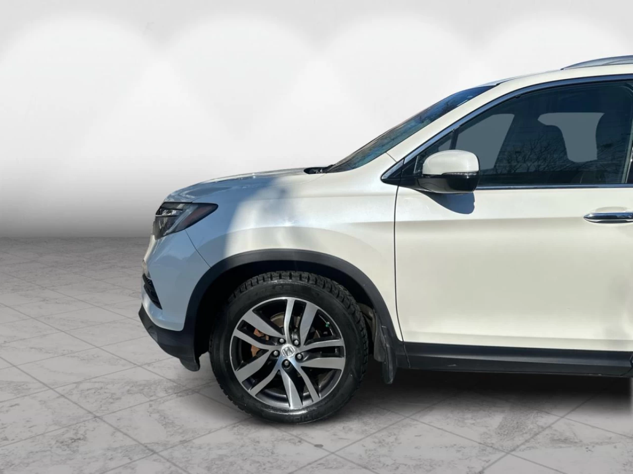 2017 Honda Pilot 4WD Touring Image principale