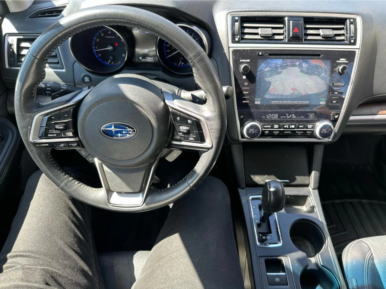 2018 Subaru Outback 2.5i Limited w/EyeSight Pkg Image principale