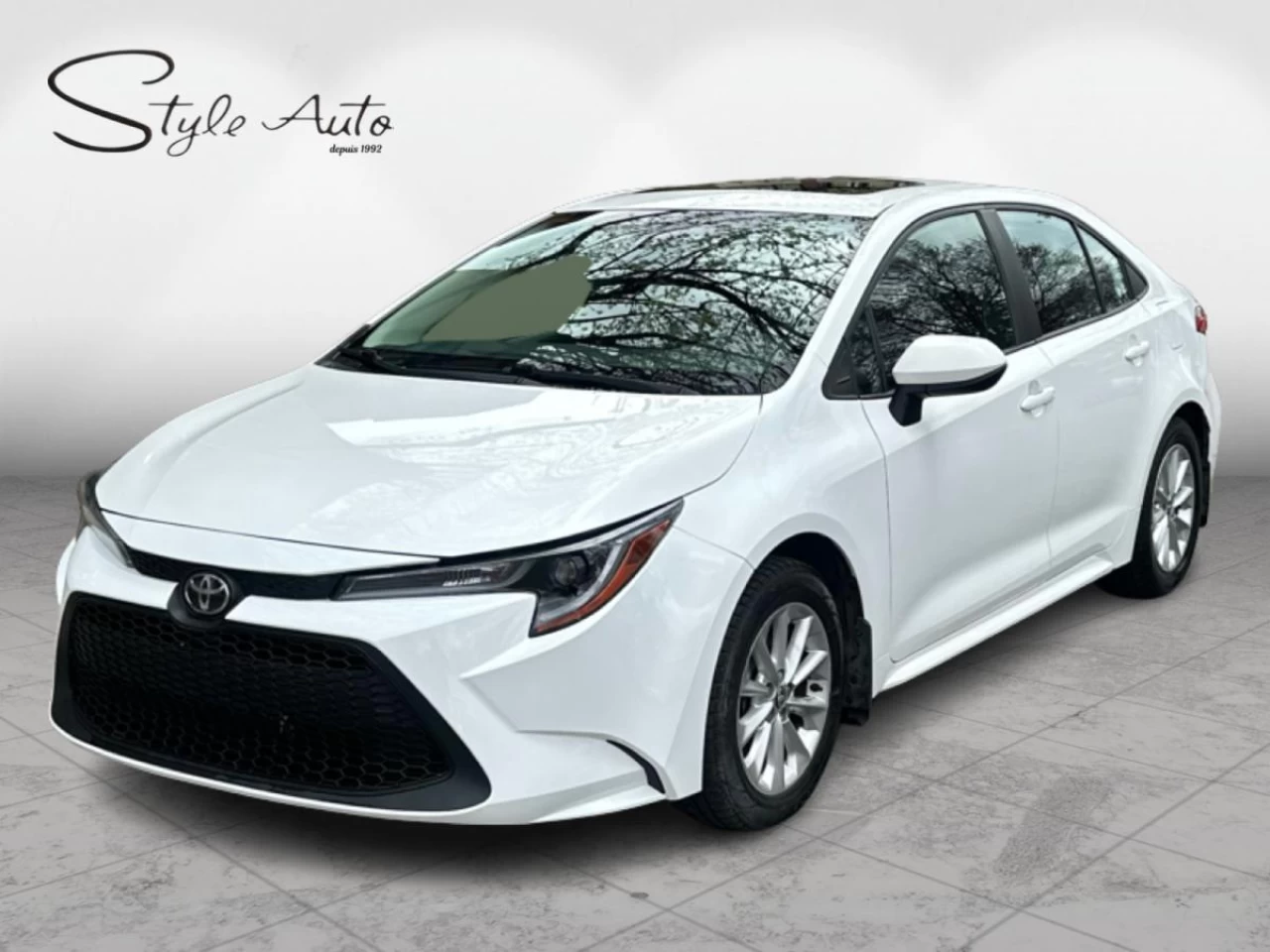 2022 Toyota Corolla LE CVT Image principale