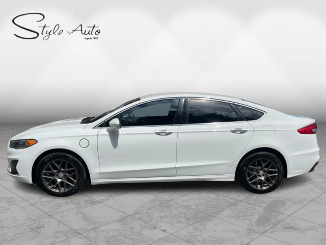 Ford Fusion Energi SEL FWD 2019