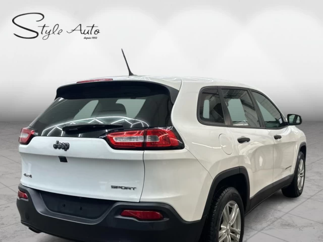 Jeep Cherokee 4WD Sport 2016