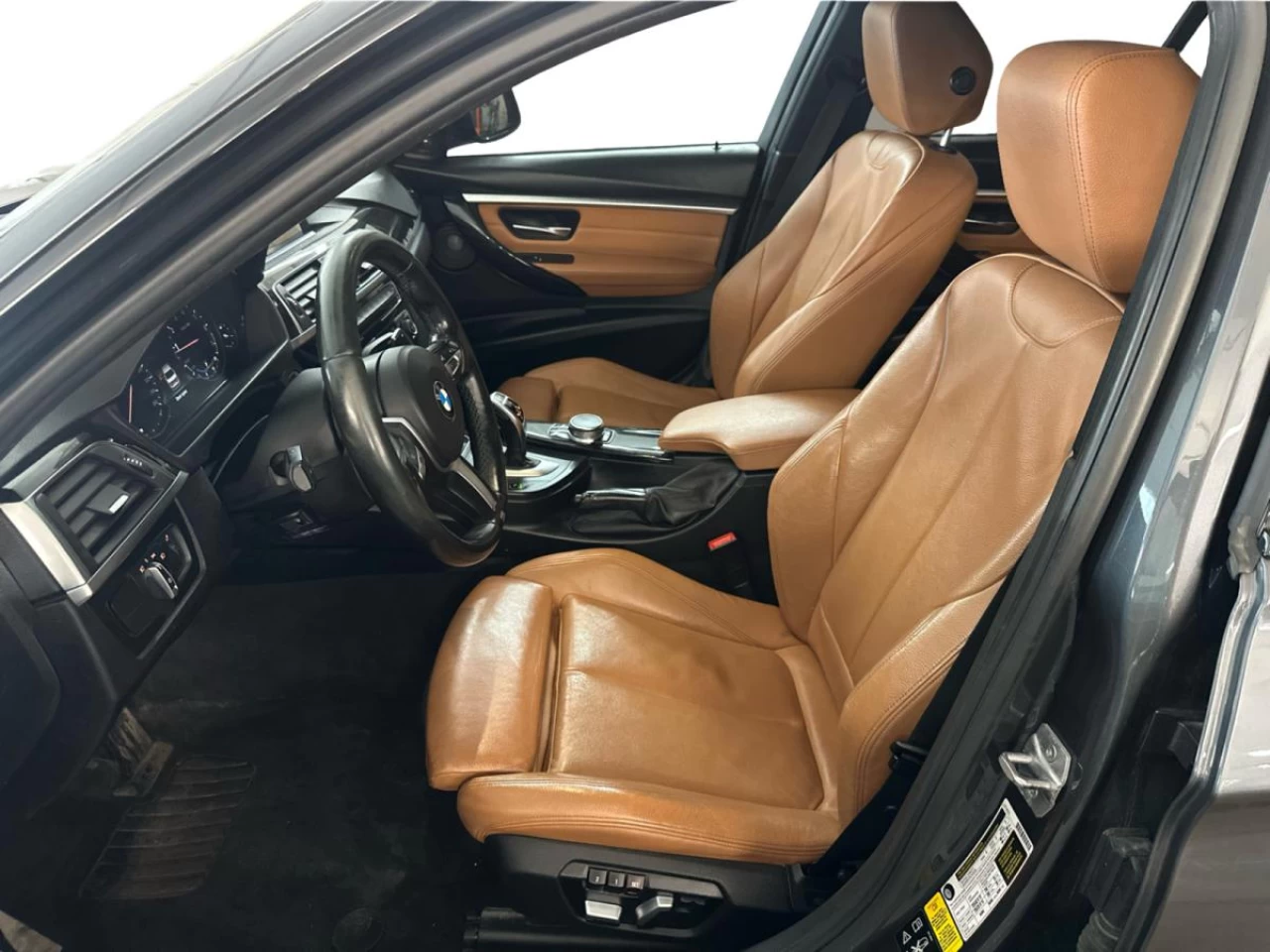 2018 BMW 3 Series Sedan Main Image