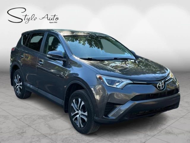 Toyota RAV4 LE 2016