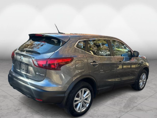 Nissan Qashqai AWD S CVT 2018