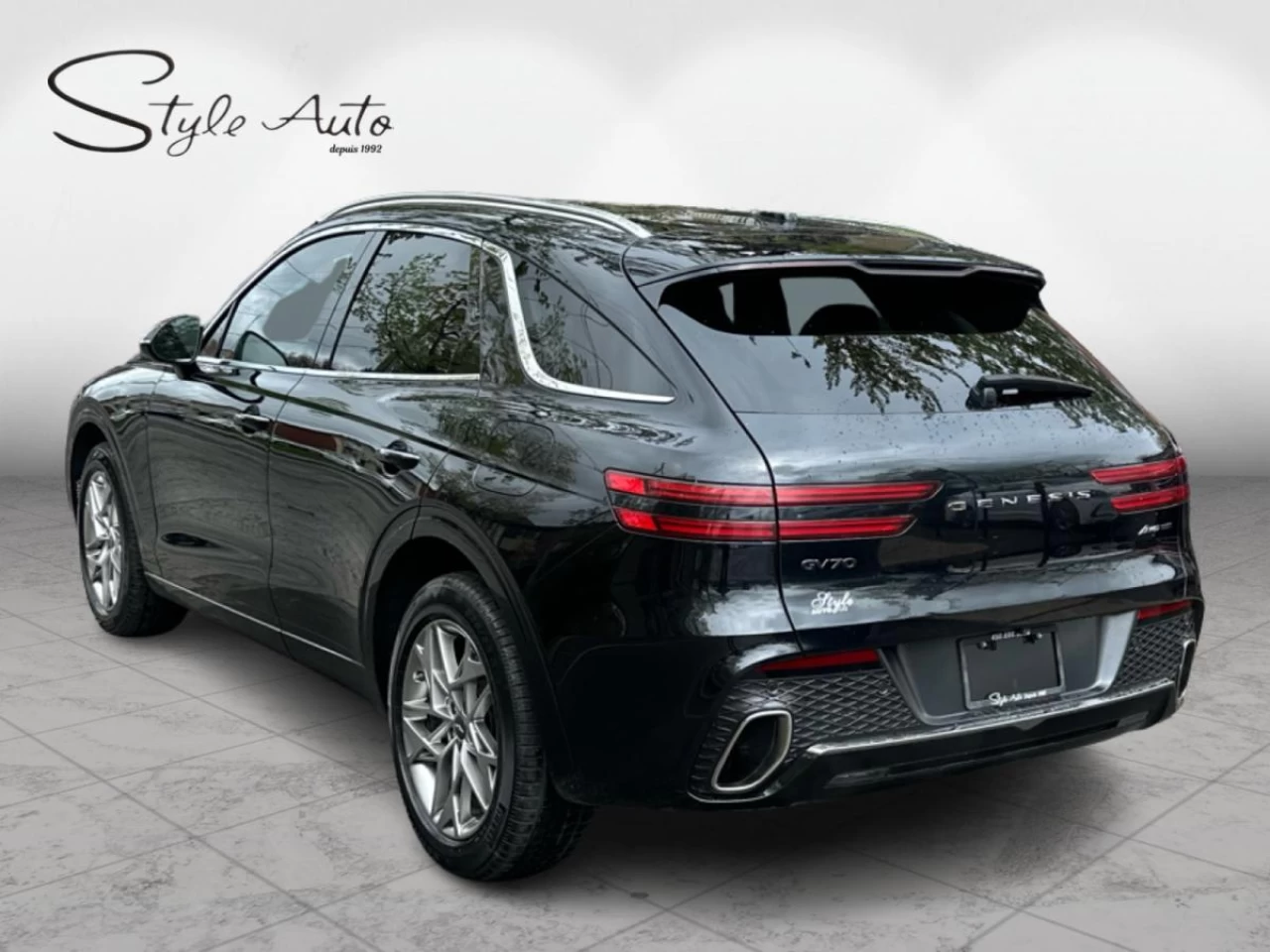 2022 Genesis GV70 2.5T Advanced AWD Main Image