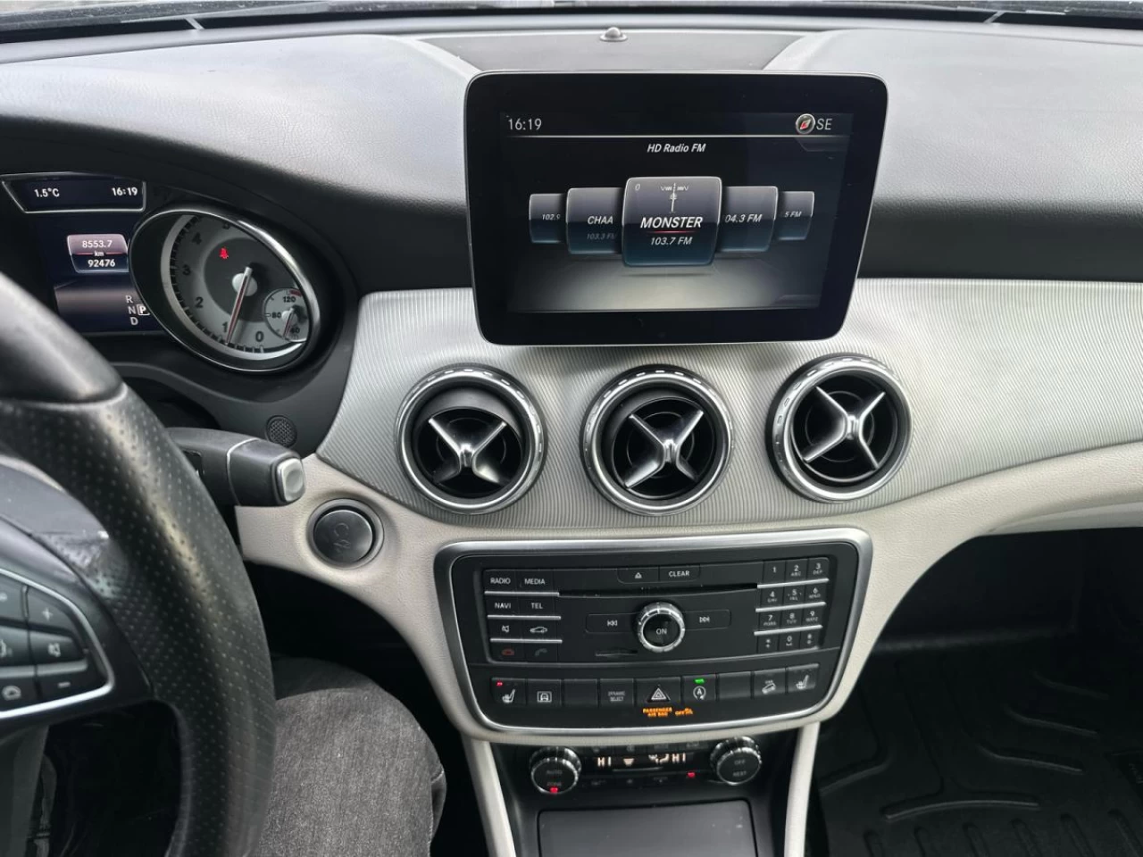 2017 Mercedes-Benz GLA 250 GLA 250 SUV Image principale