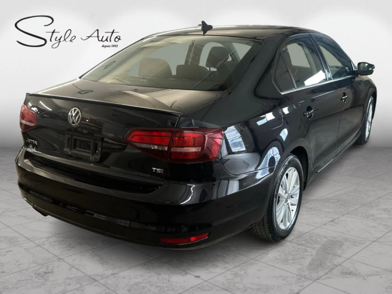 2017 Volkswagen Jetta 4dr 1.4 TSI Man Wolfsburg Edition Main Image