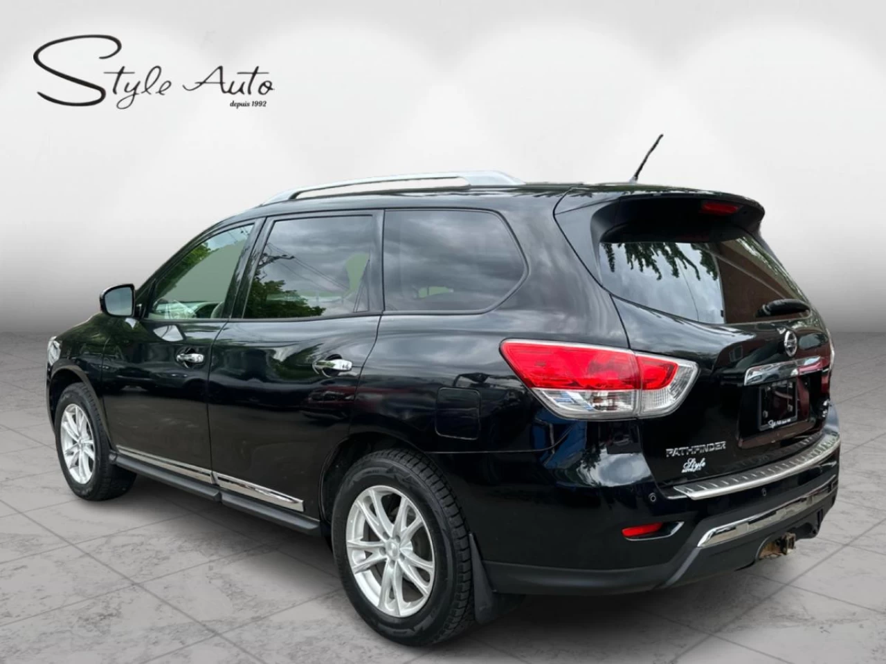 2014 Nissan Pathfinder 4WD S Leather Nav cam 7 Pass Image principale