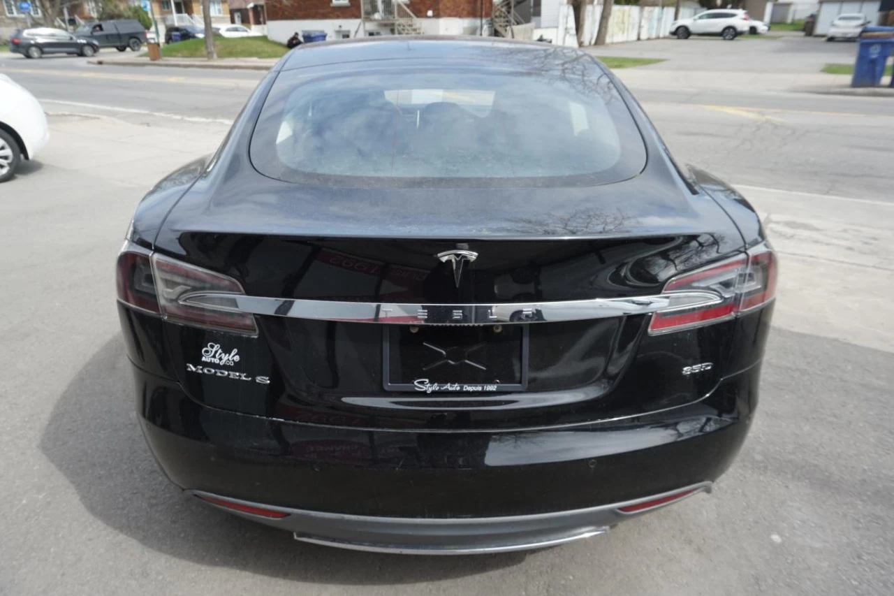 2015 Tesla Model S 85D NAV CAM Image principale