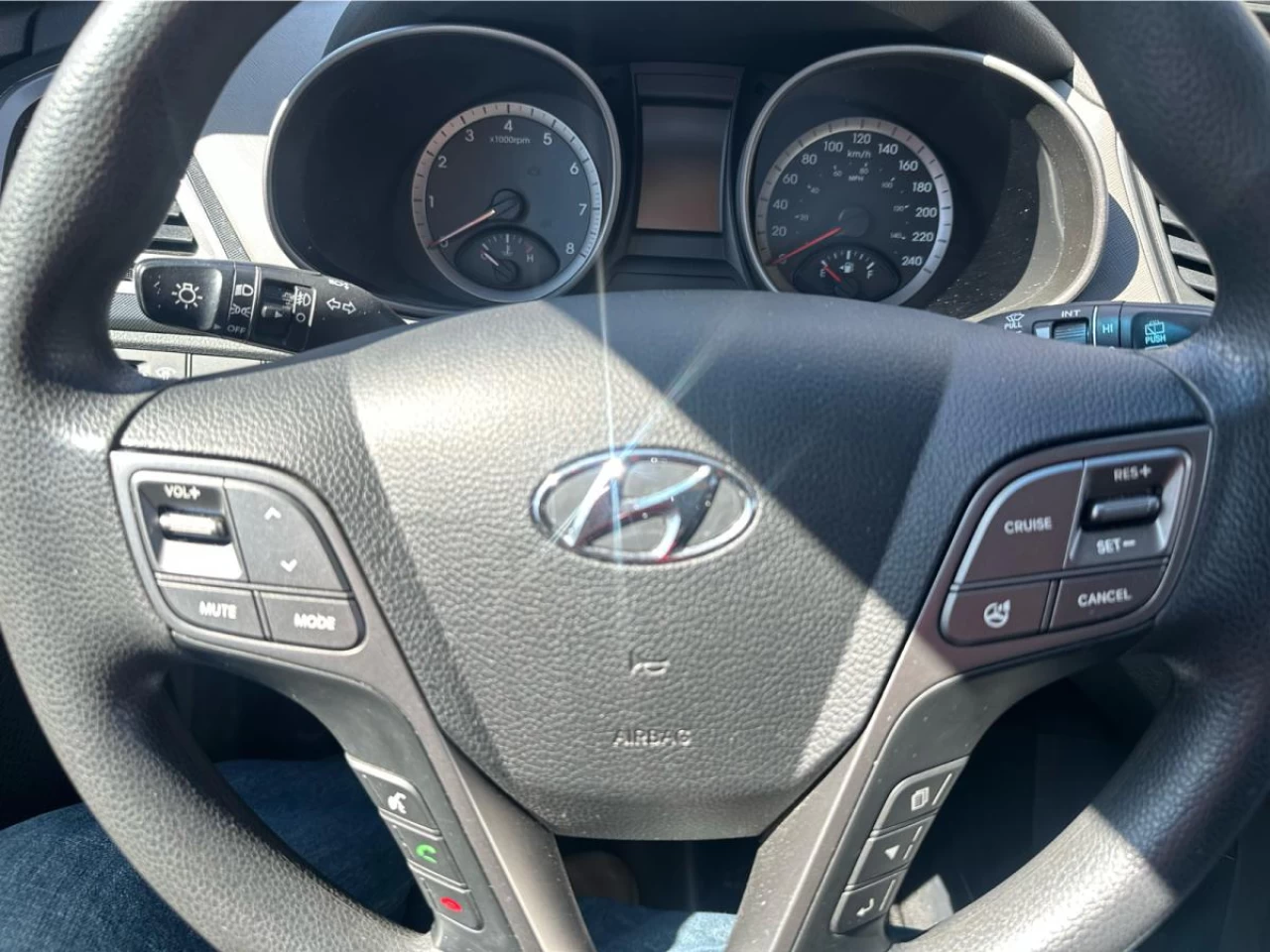 2015 Hyundai Santa Fe Sport FWD 4dr 2.4L Image principale
