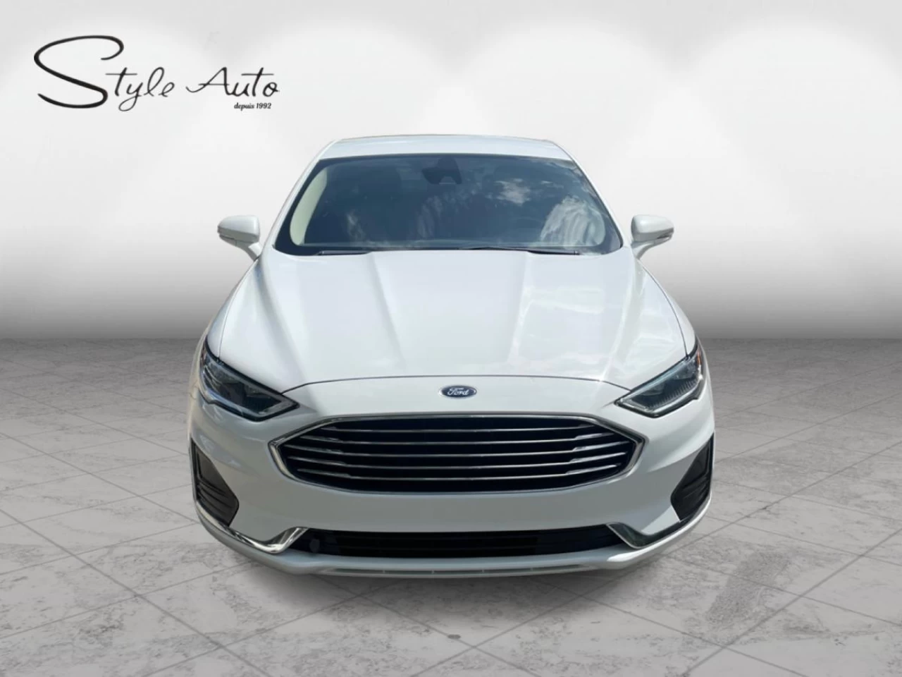 2019 Ford Fusion Energi SEL FWD Image principale