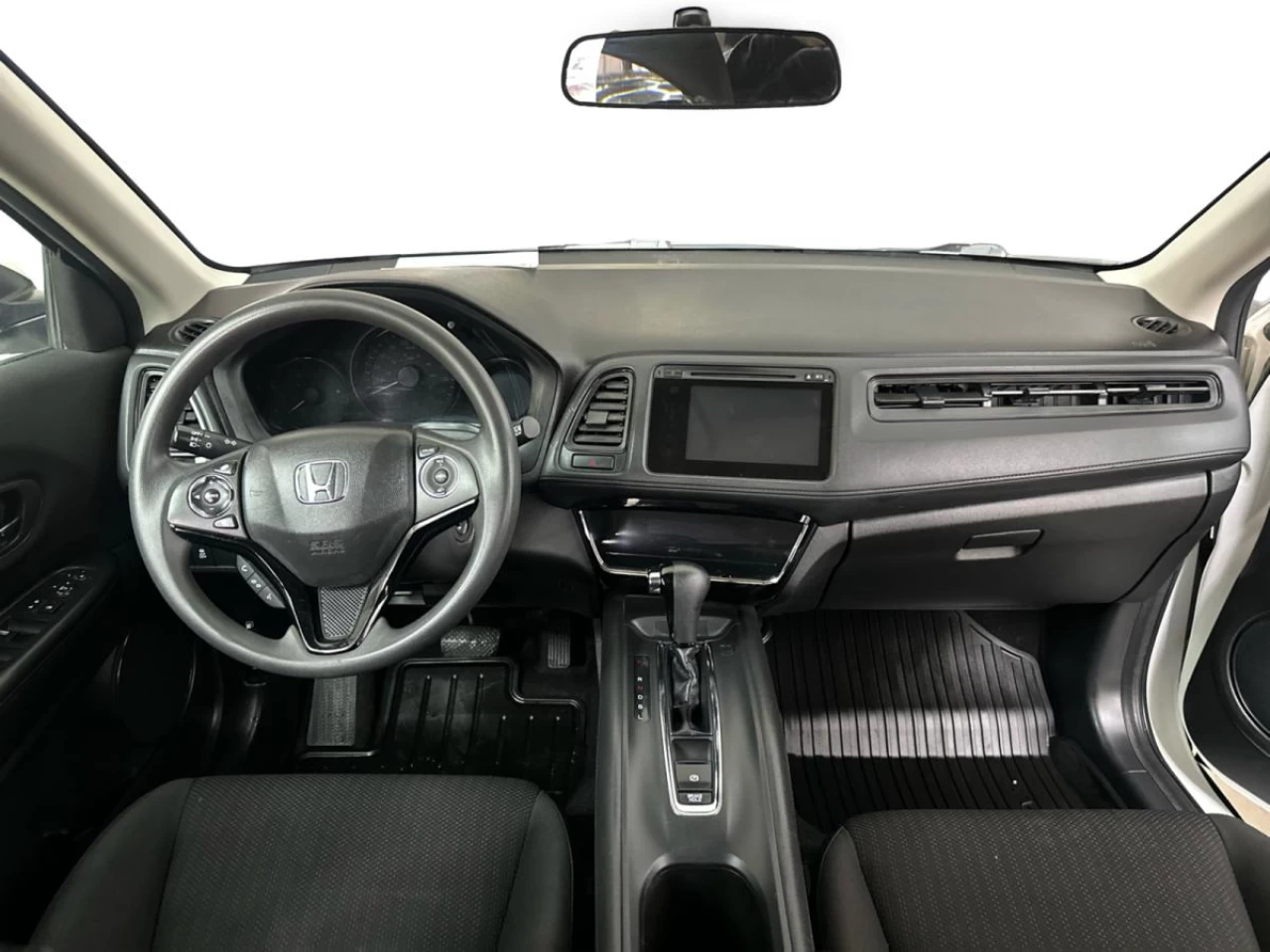 2016 Honda HR-V 4WD LX CVT Image principale