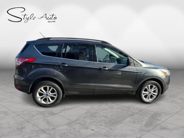 Ford Escape 4WD 4dr SE 2016