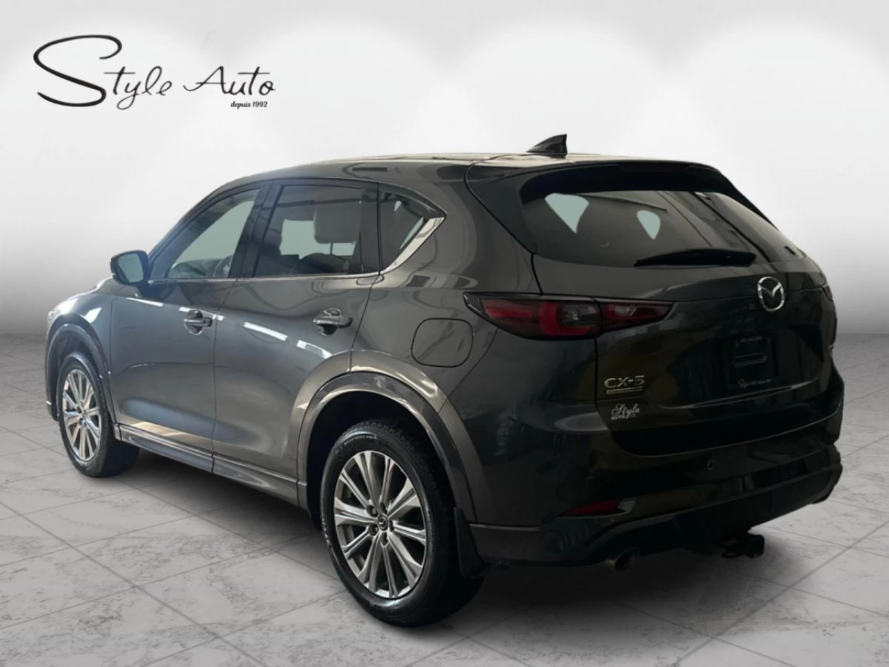 2022 Mazda CX-5 Signature AWD Image principale