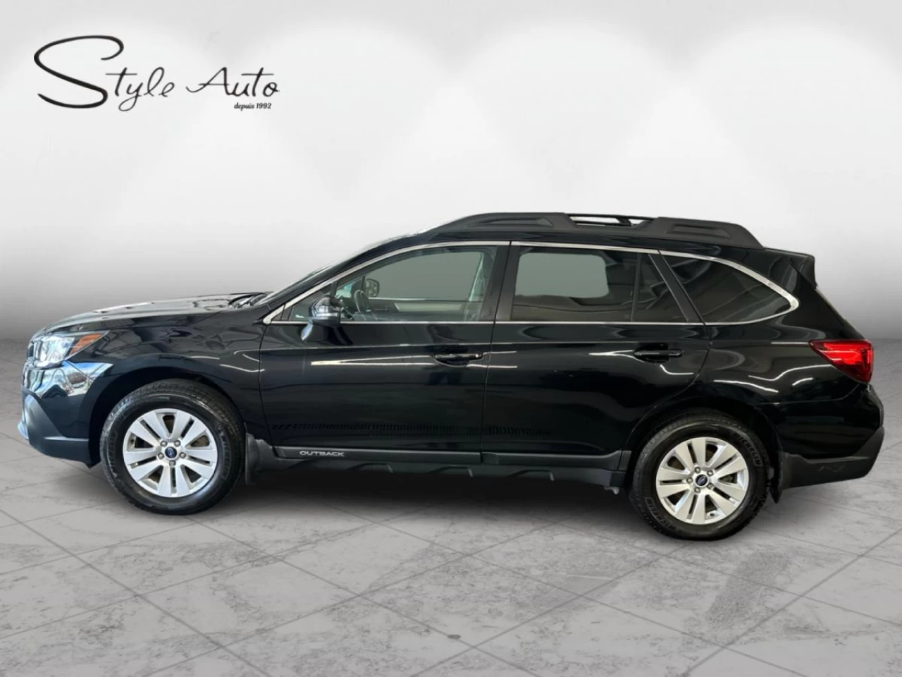2018 Subaru Outback 2.5i Touring Fully Loaded 4x4 roof Camera Image principale