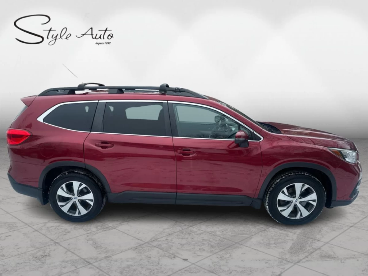 2019 Subaru Ascent Touring 8-Passenger Main Image