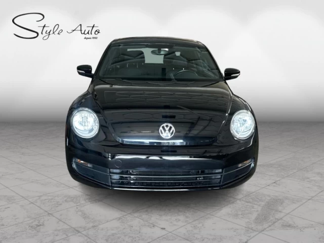 Volkswagen Beetle Cpe Auto Highline 2012