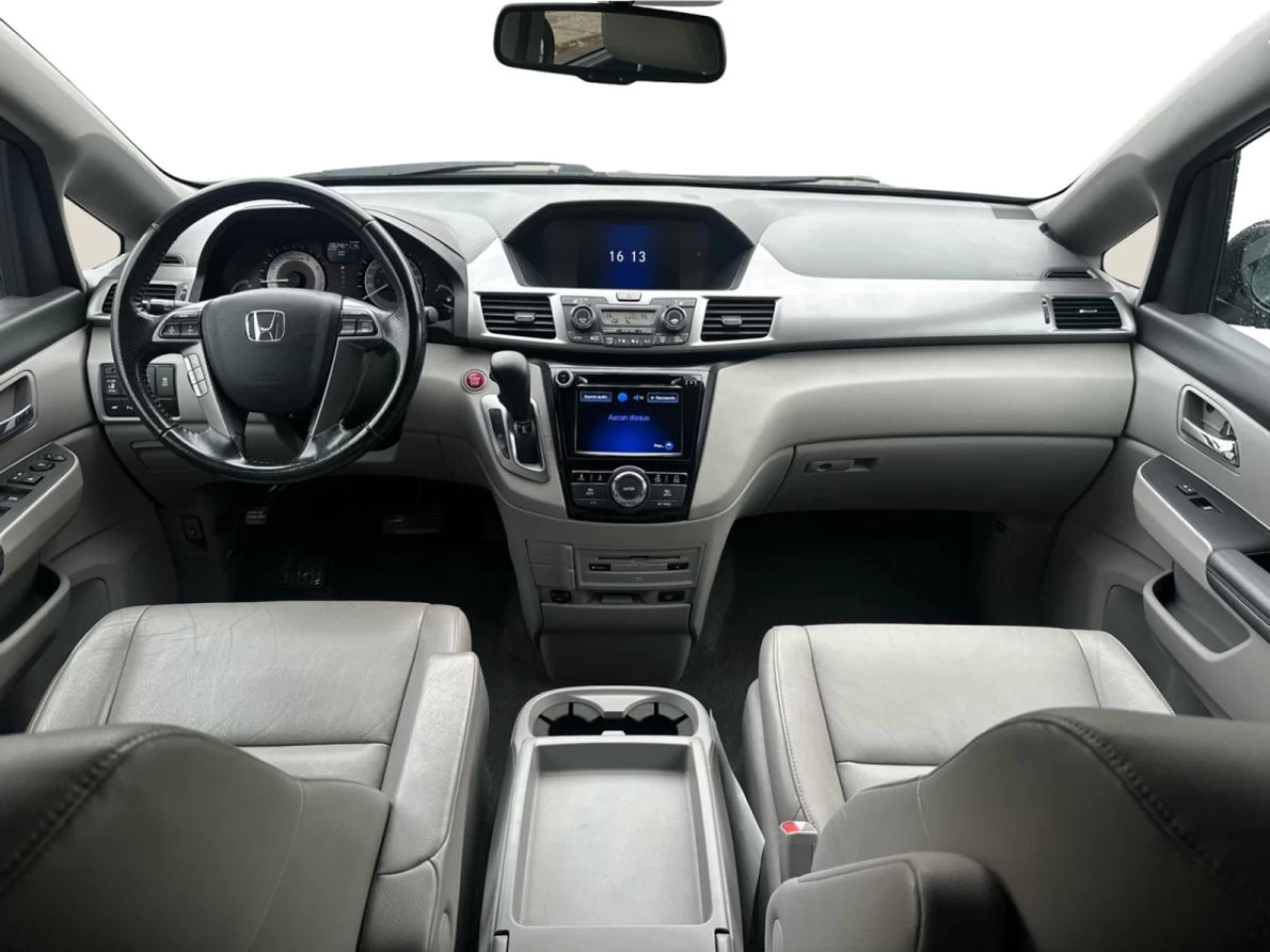 2017 Honda Odyssey EX-L  8 passengers with Rear Entertainment System Main Image