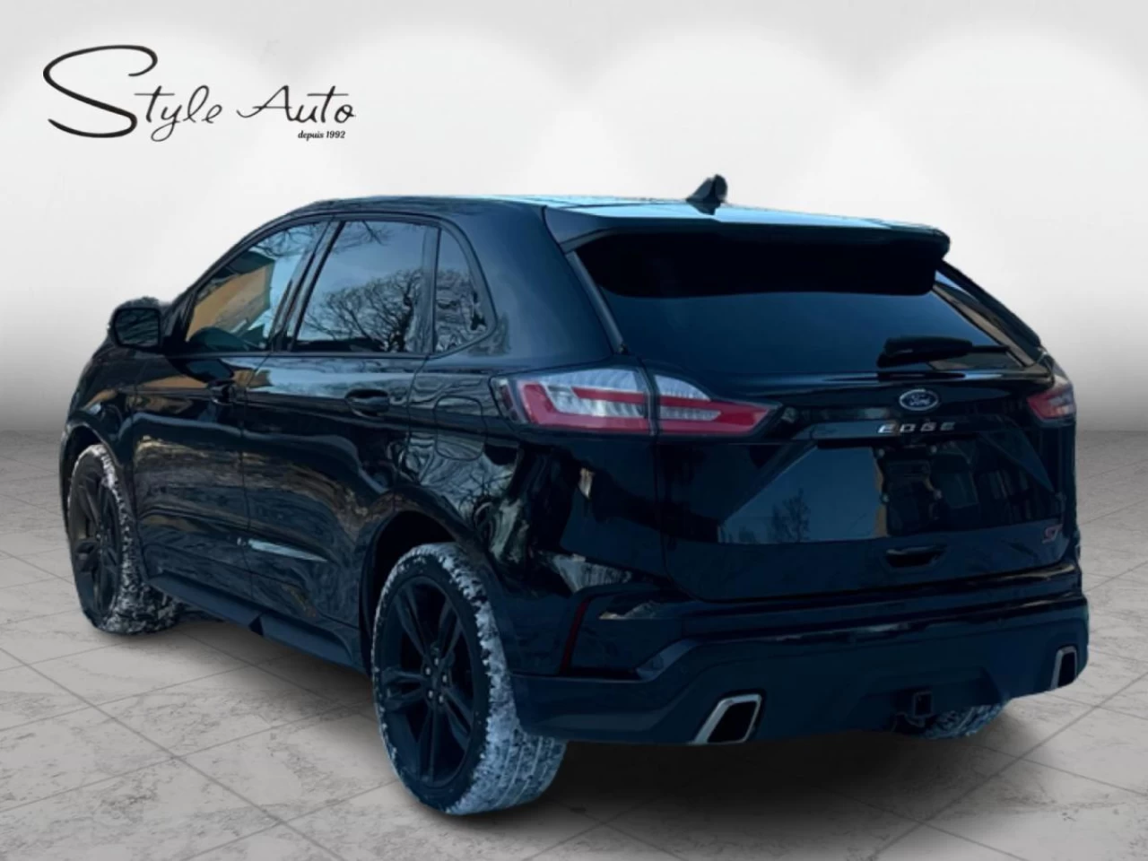 2022 Ford Edge ST AWD Image principale