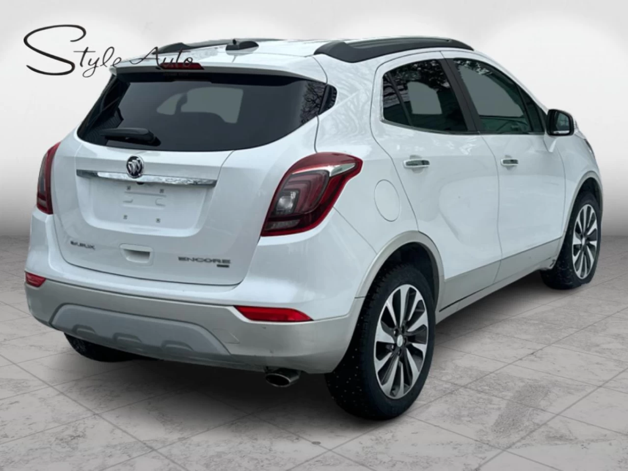 2017 Buick Encore Essence AWD Main Image