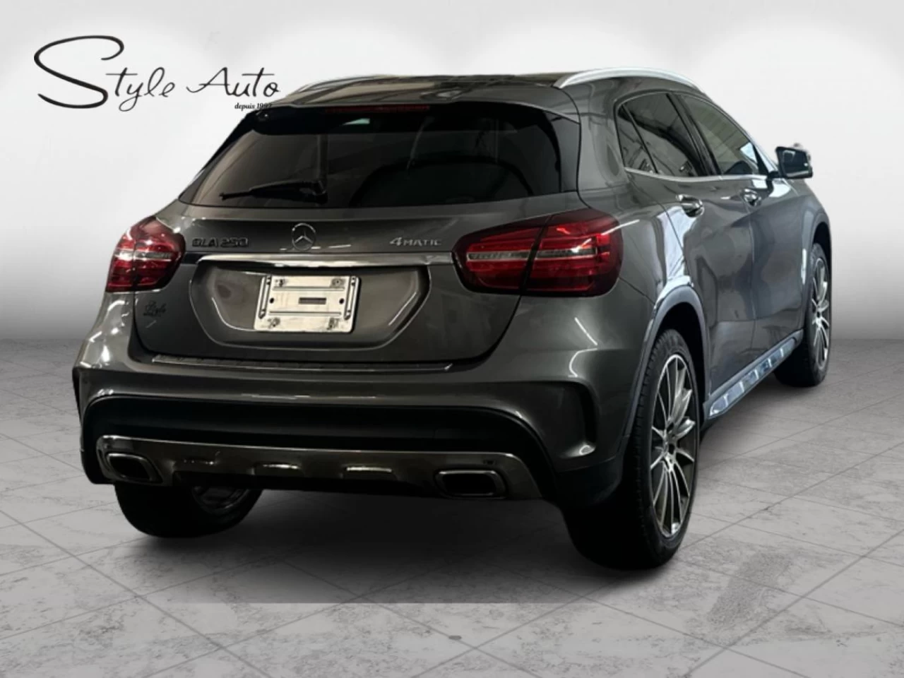 2019 Mercedes-Benz GLA250 GLA 250 4MATIC Main Image
