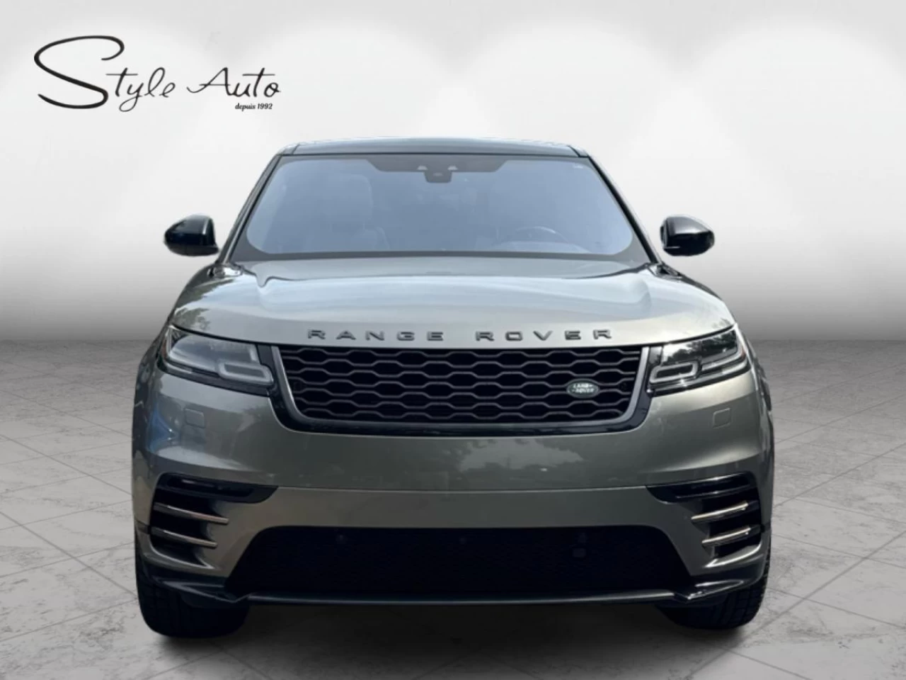 2018 Land Rover Range Rover Velar D180 R-Dynamic SE Image principale