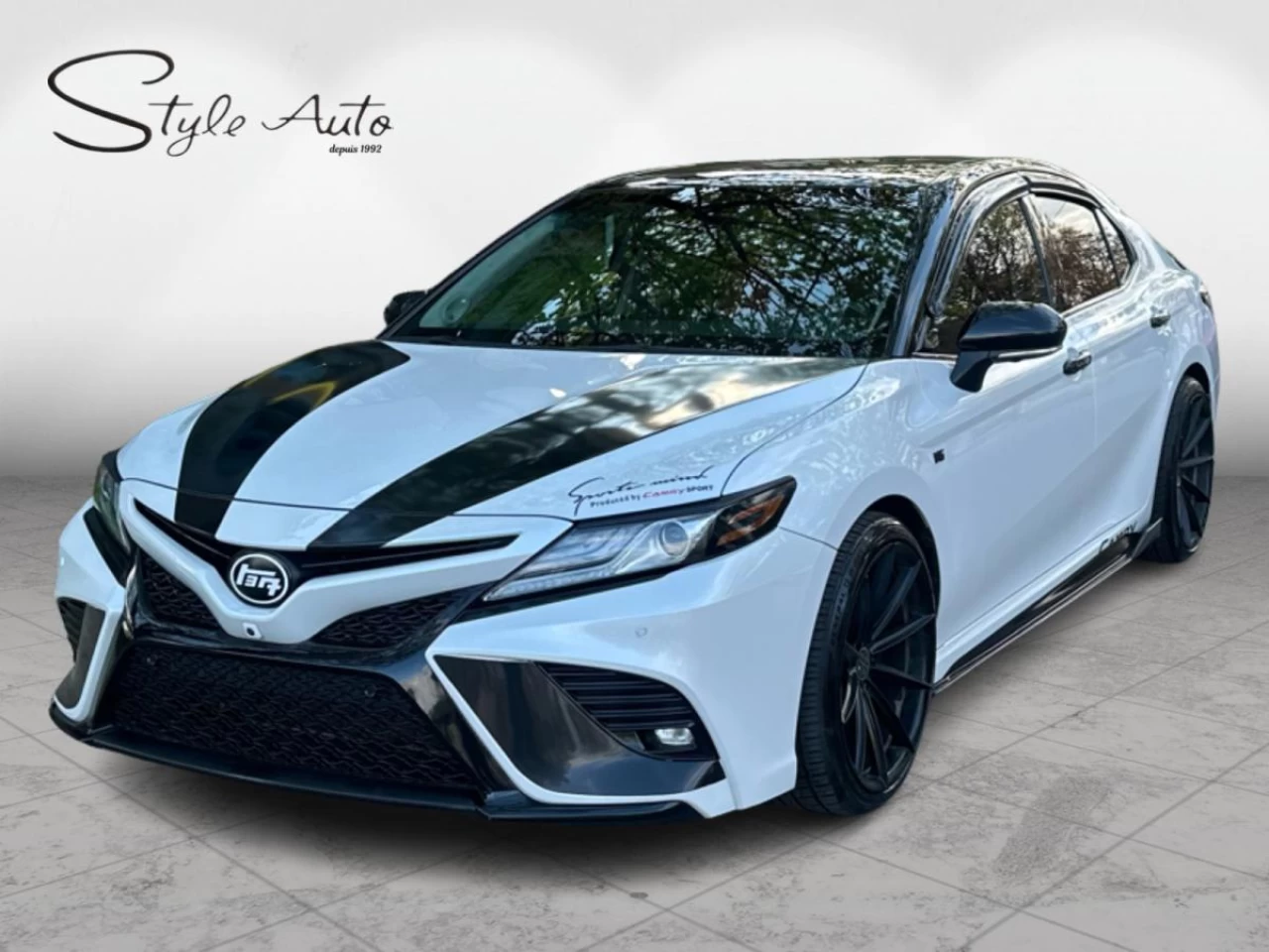 2018 Toyota Camry XSE V6 Auto roof Cam Main Image
