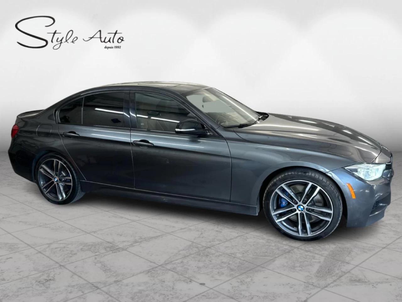 2018 BMW 3 Series Sedan Main Image