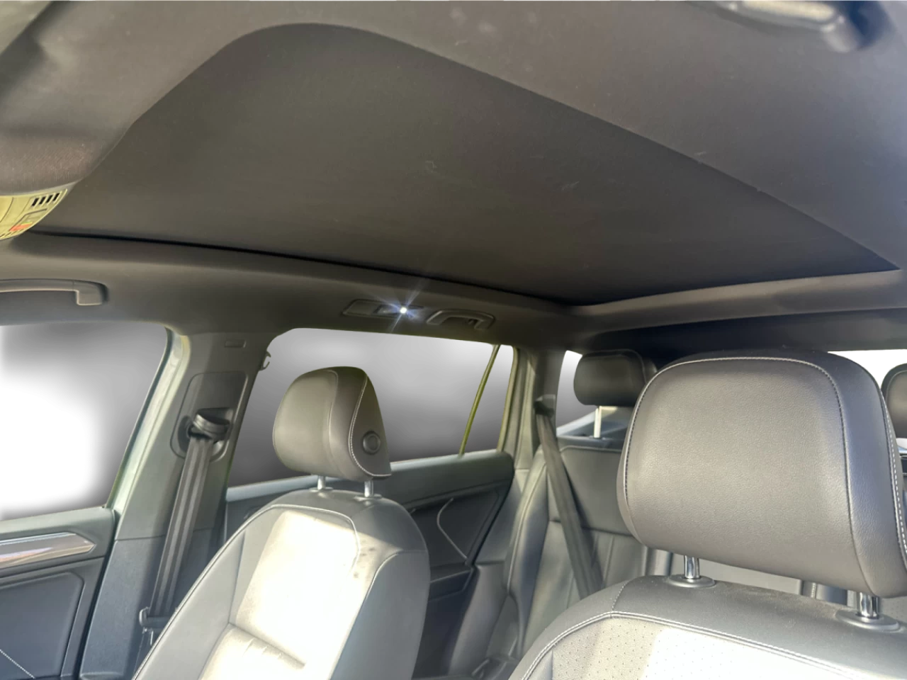 2023 Volkswagen Tiguan Comfortline R-Line Black Edition 4MOTION Image principale