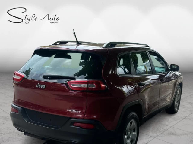Jeep Cherokee FWD 4dr Sport 2015