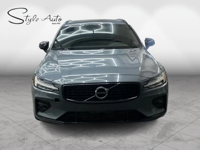 Volvo V60 T6 AWD R-Design 2022