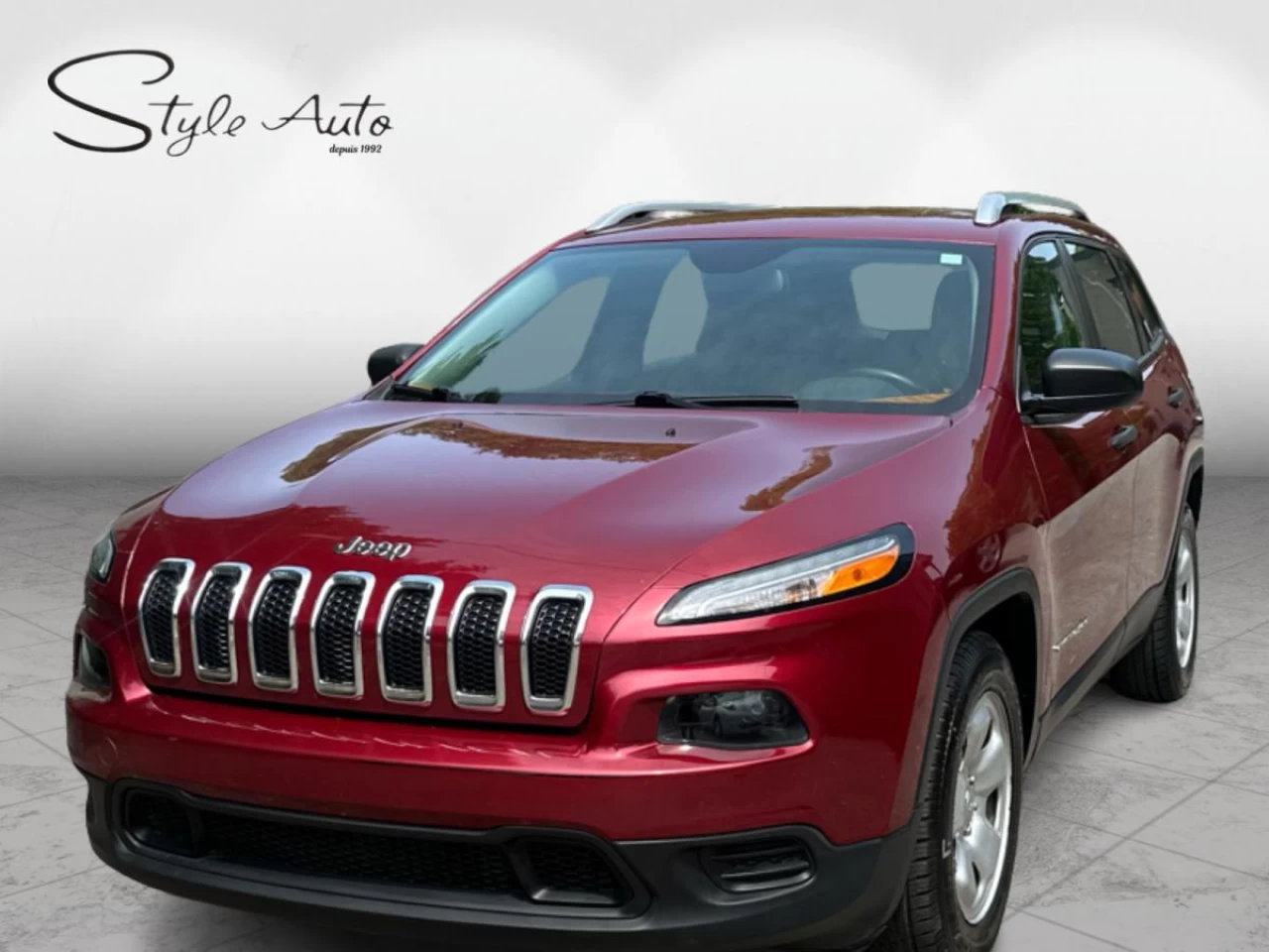 2015 Jeep Cherokee FWD 4dr Sport Image principale