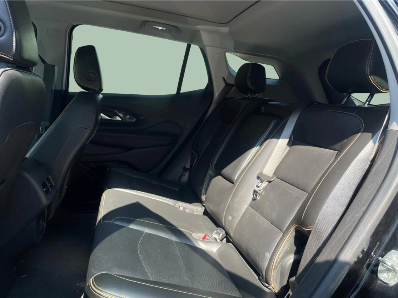 2022 GMC Terrain AWD AT4 Image principale